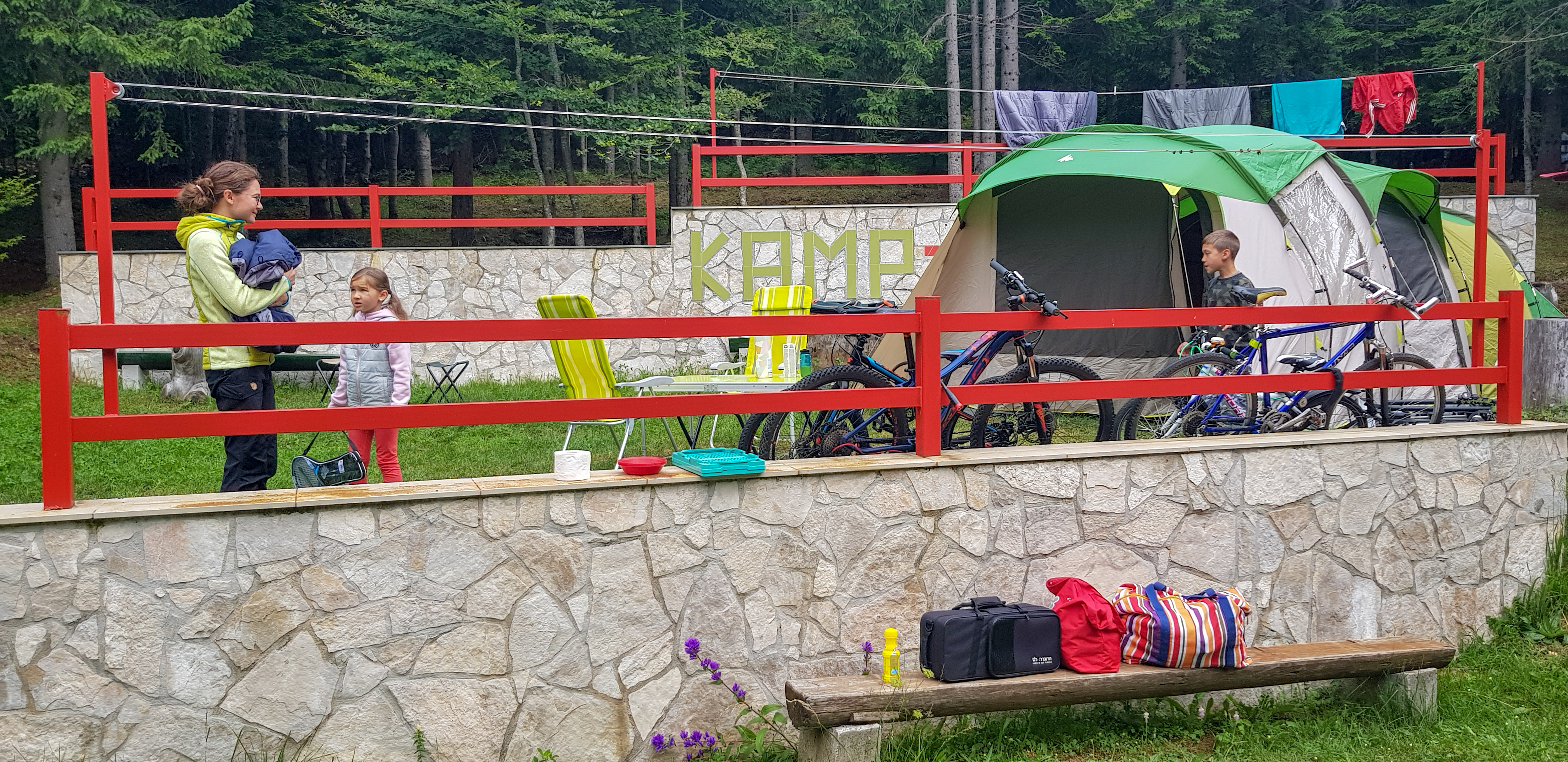 Šatori, kombiji, karavani